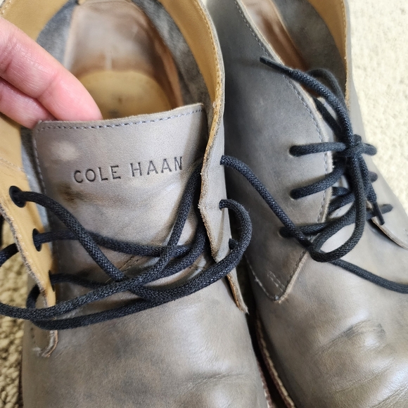 Cole Haan Grey Low Cut Leather Dress Shoes  Size 8.5 M Chukka - Picture 5 of 11